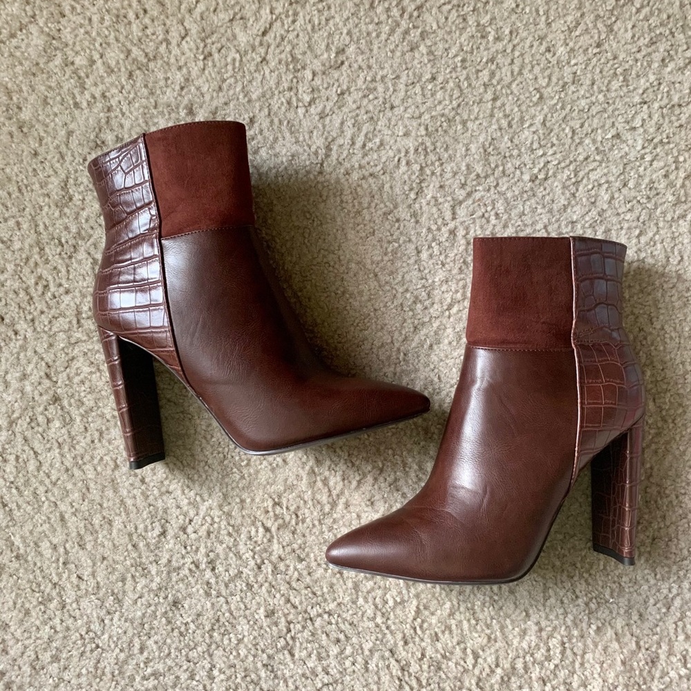 Brown leather/ suede Booties